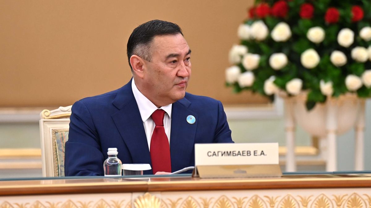 Ермек Сагимбаев, председатель КНБ РК Ермек Сагимбаев, председатель КНБ, в Акорде