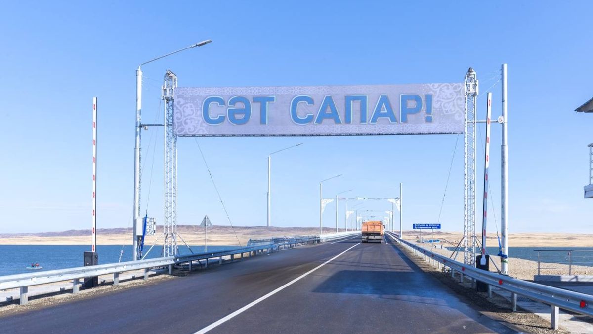 въезд на мост в ВКО