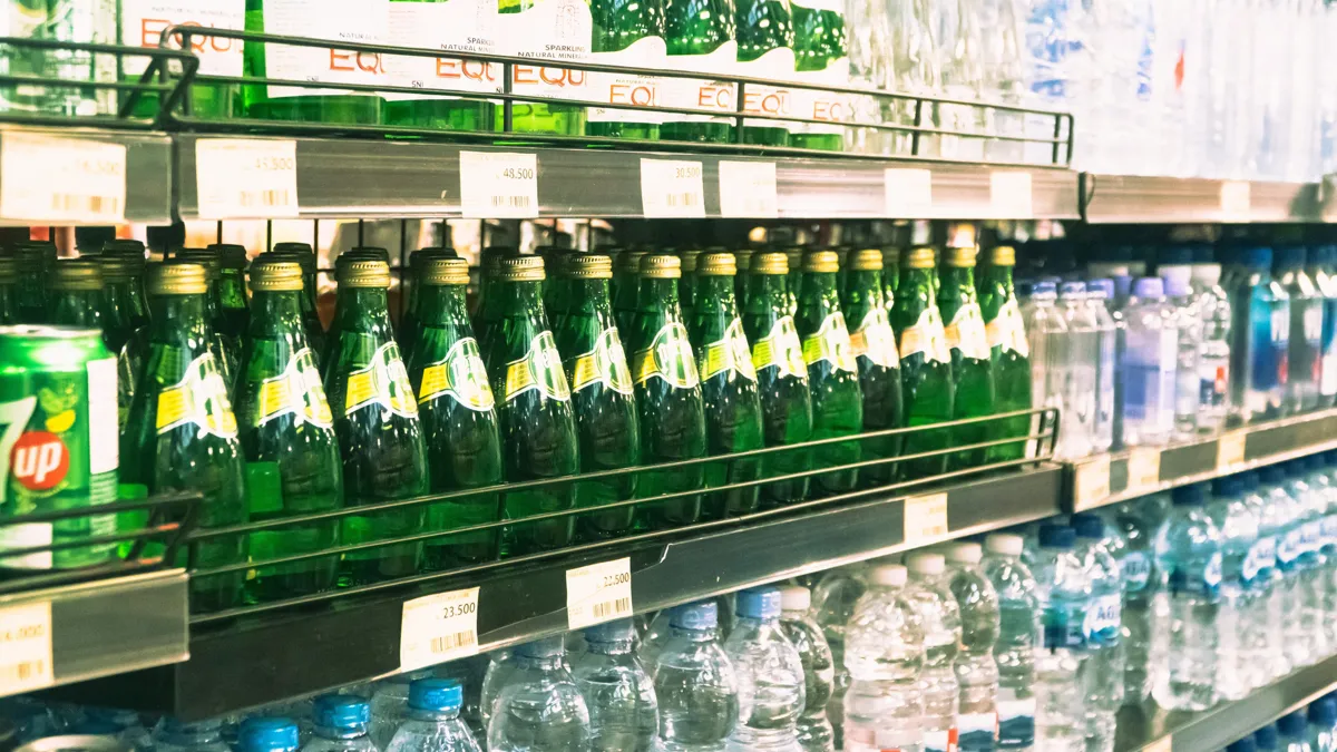 Минеральная вода подорожала в Казахстане на 15% за год, питьевая — на 14% Минеральная вода подорожала в Казахстане питьевая
