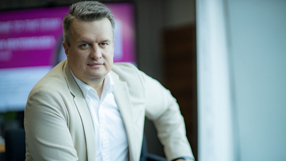 Сергей Назаренко Сергей Назаренко Теле2