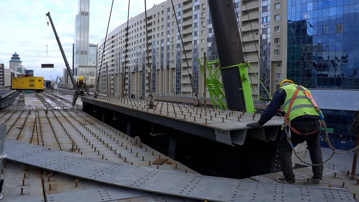 Процесс строительства LRT Процесс строительства LRT