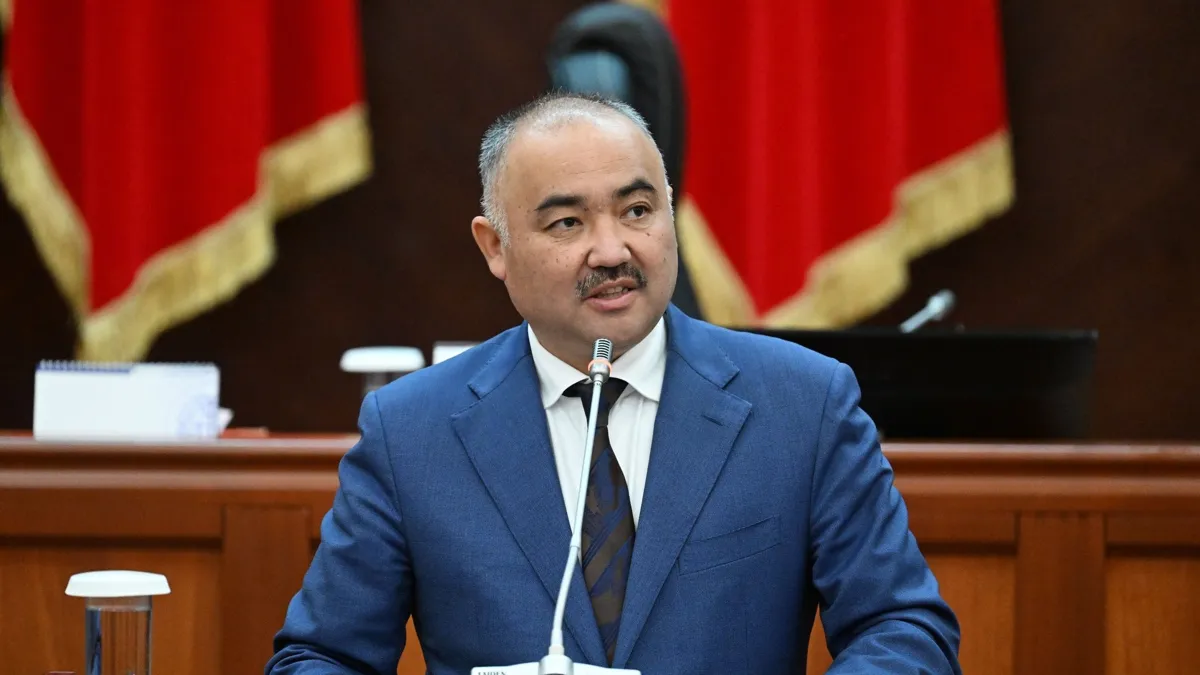 Нурланбек Шакиев, спикер жогорку кенеша