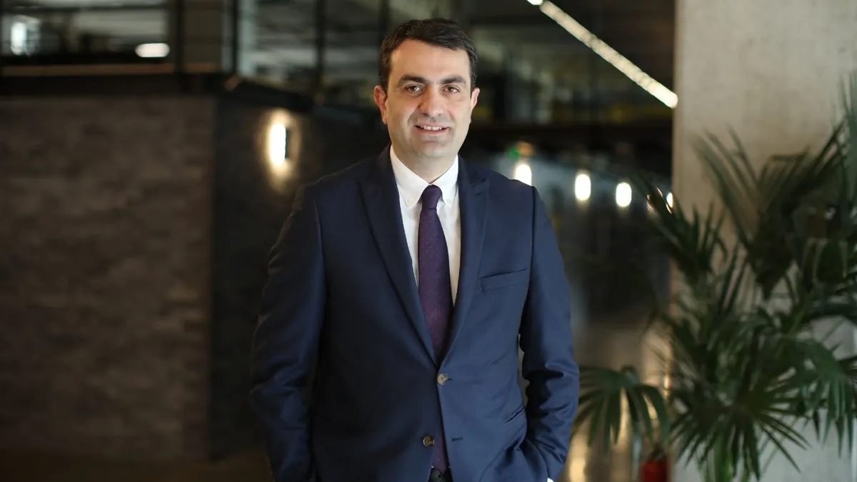 Davit Asatiani 