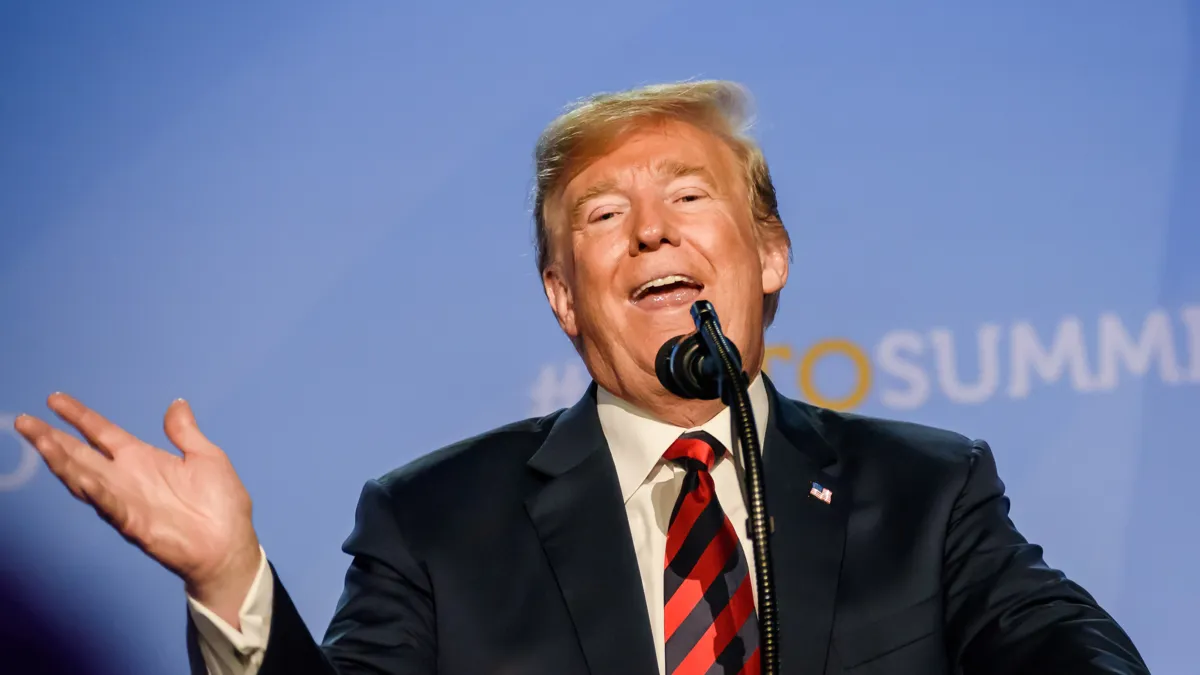 Дональд Трамп Дональд Трамп