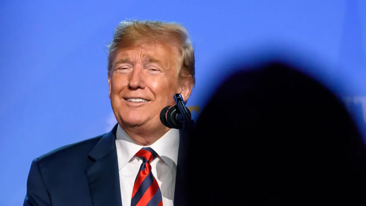 Дональд Трамп Дональд Трамп