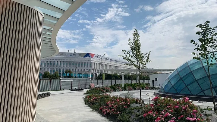 ТЦ «Алмалы». Фото 2020 года ТЦ «Алмалы». Фото 2020 года