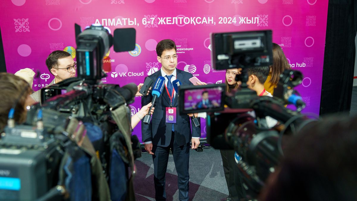 Асылбек Исахов, ректор МУИТ