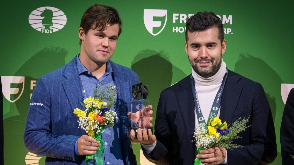 Магнус Карлсен и Ян Непомнящий — чемпионы мира-2024 по блицу Магнус Карлсен и Ян Непомнящий — чемпионы мира-2024 по блицу
