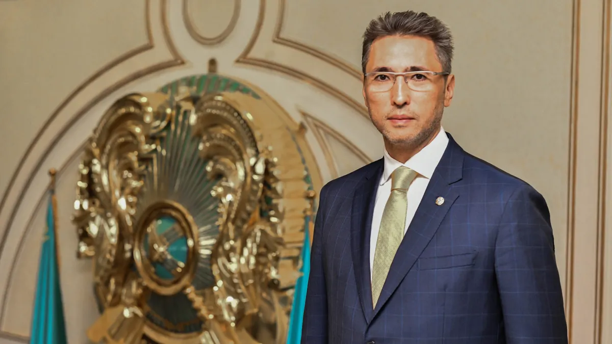 Жан Галиев дипломат Жан Галиев