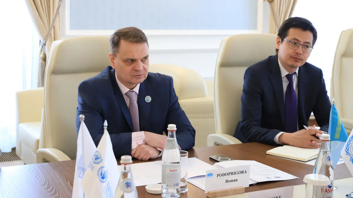 Роман Подопригора (слева) Роман Подопригора (слева)