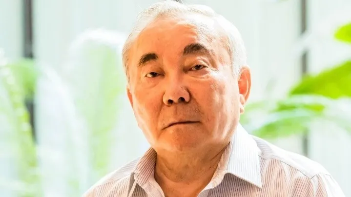 Болат Назарбаев