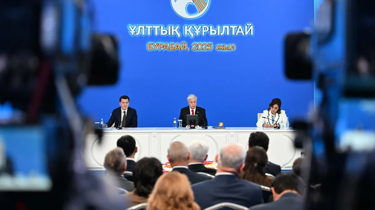 Касым-Жомарт Токаев на заседании Национального курултая Касым-Жомарт Токаев на заседании Национального курултая 14 марта 2025