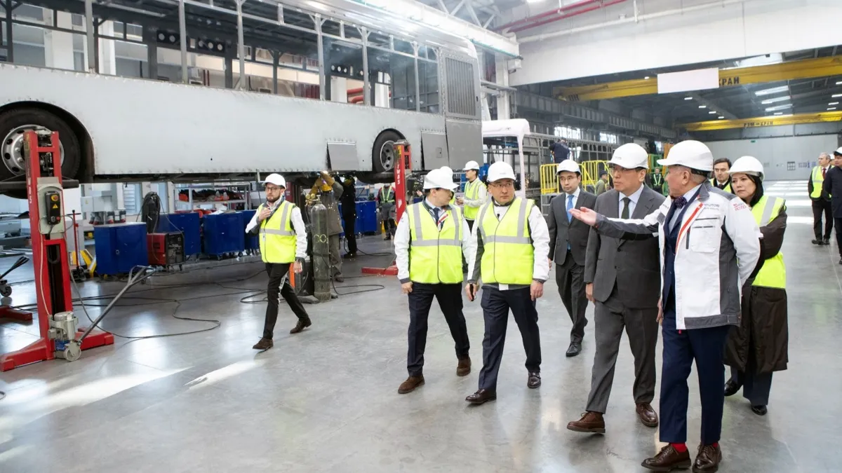 Завод Hyundai Trans Almaty, цех сварки
