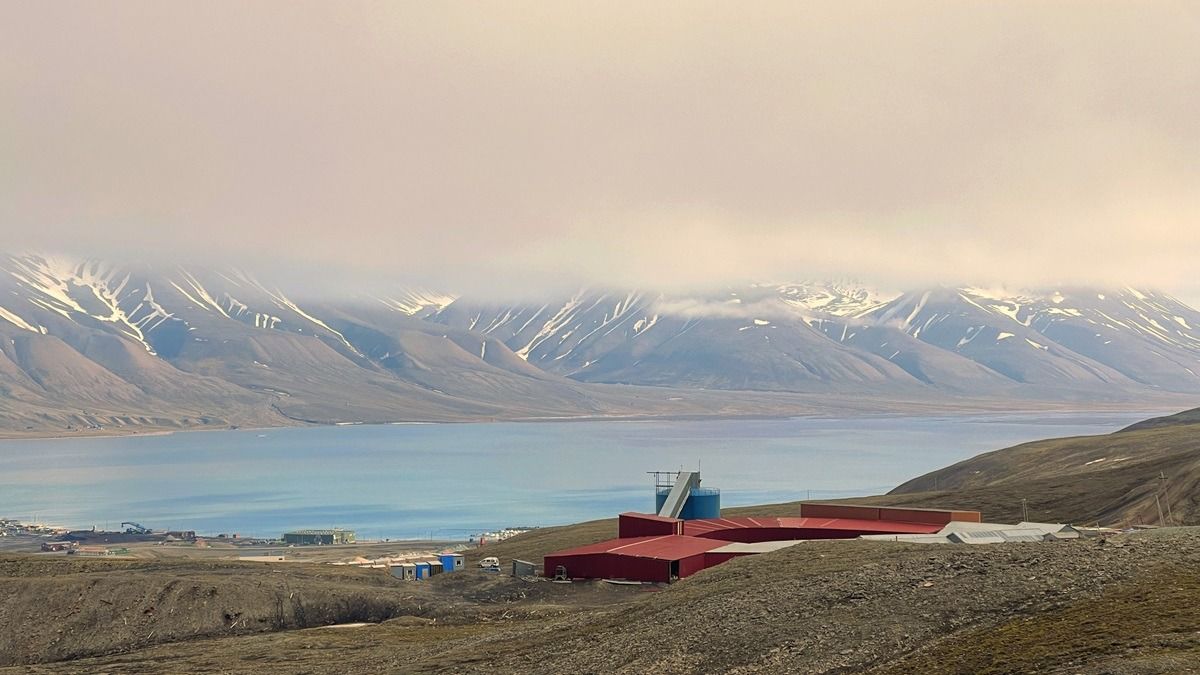 Arctic World Archive Арктический мировой архив