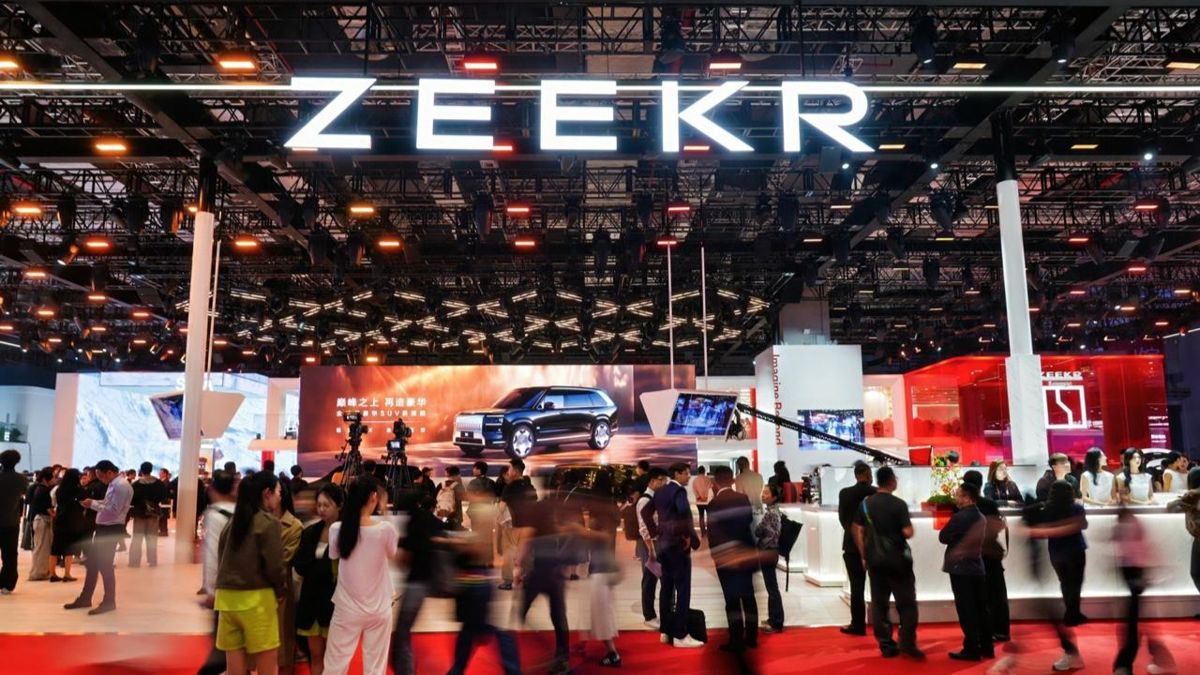 Стенд Zeekr на автошоу в Шанхае