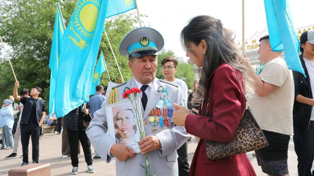 акция «Батырларға тағзым» День Победы