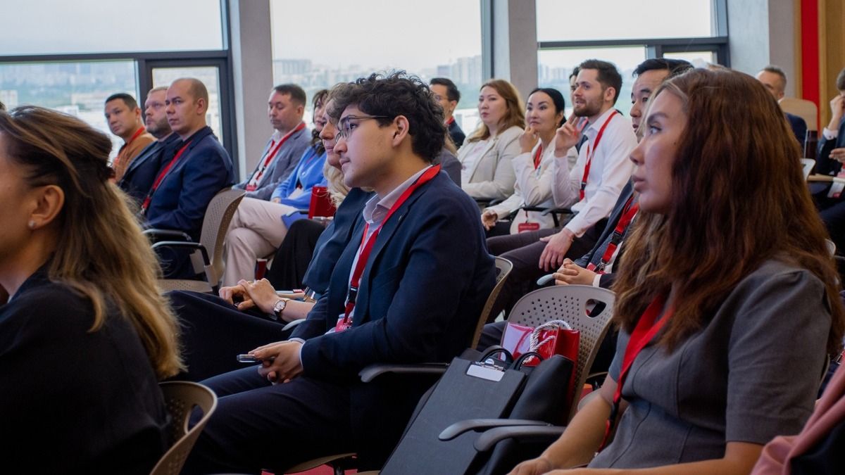 Публика на Investor Day Home Credit