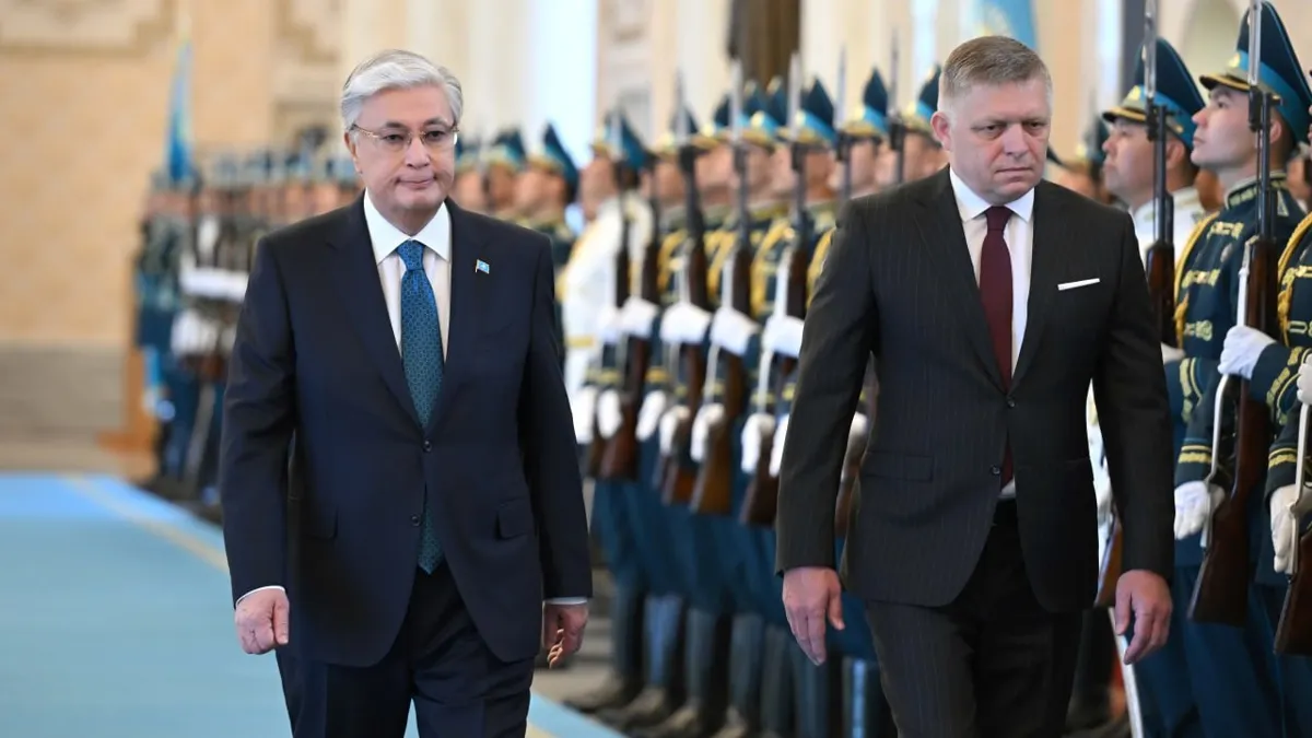 Касым-Жомарт Токаев и Роберт Фицо Касым-Жомарт Токаев и Роберт Фицо