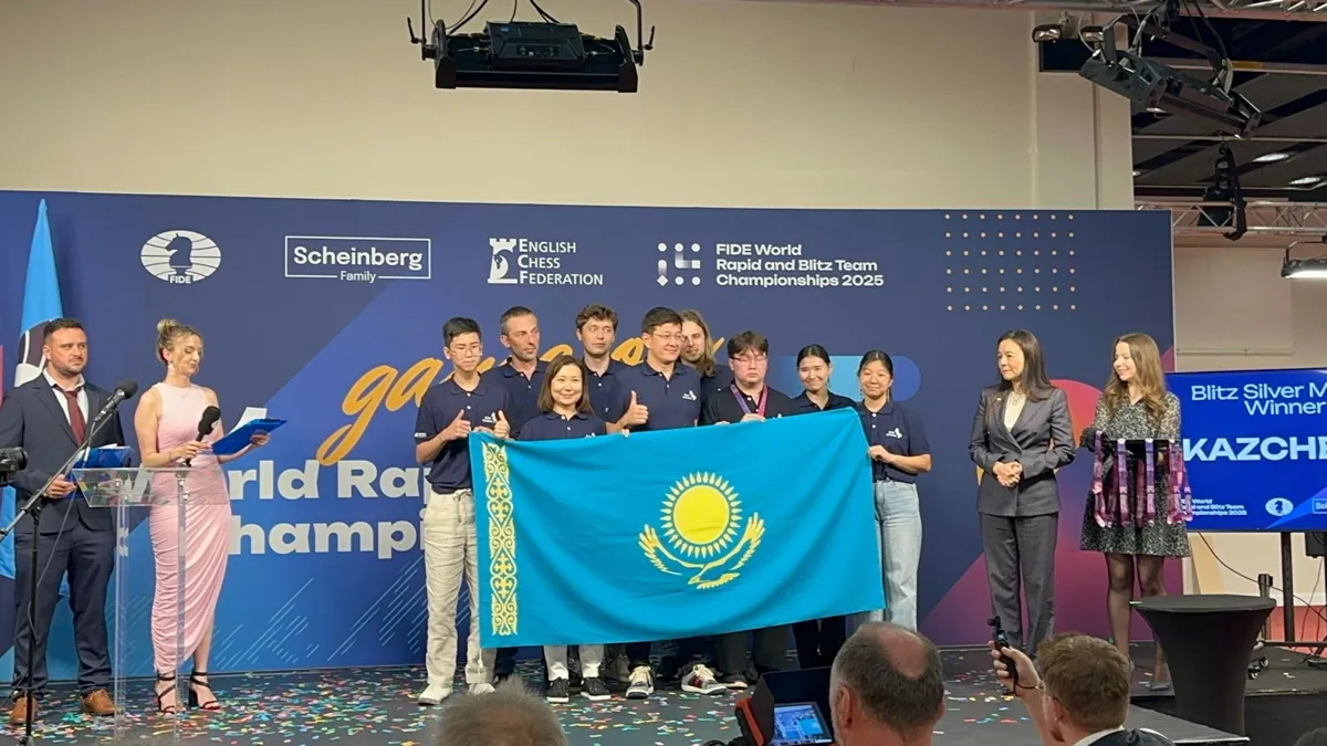 Команда KazChess – вице-чемпион мира 2025 года по блицу Команда KazChess – вице-чемпион мира-2025 по блицу