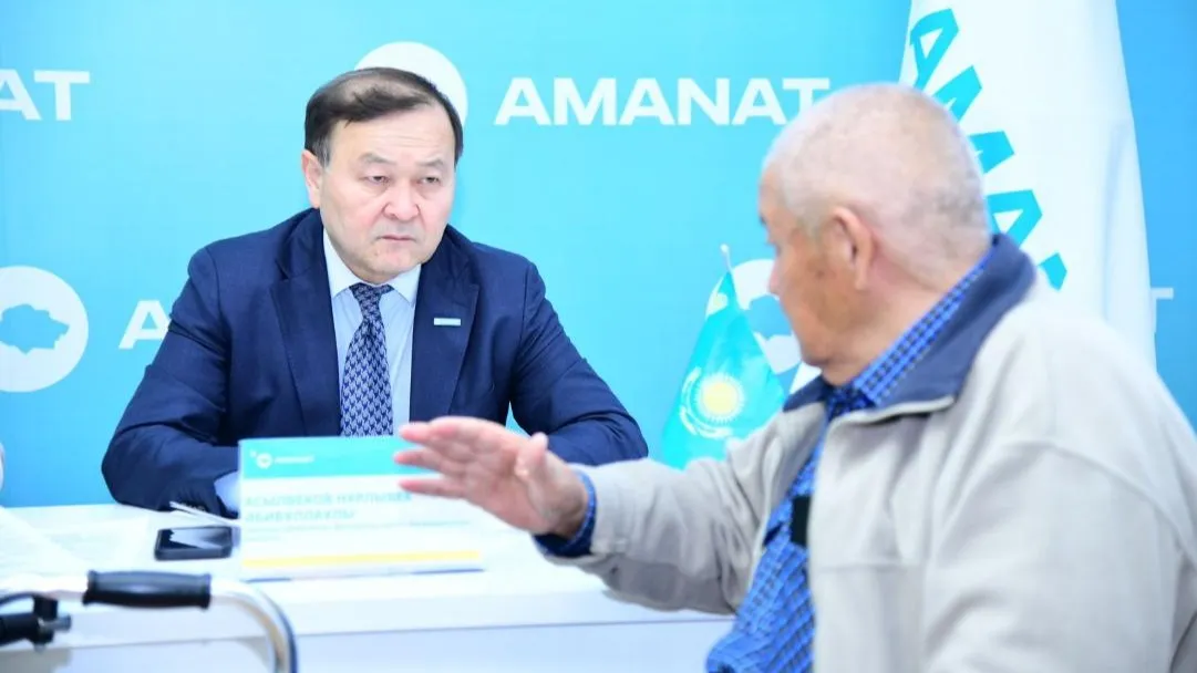 Нырлыбек Асылбеков на приеме граждан