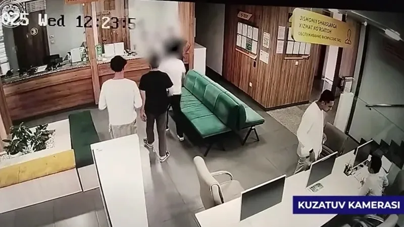 Скриншот записи камеры видеонаблюдения Скриншот записи камеры видеонаблюдения