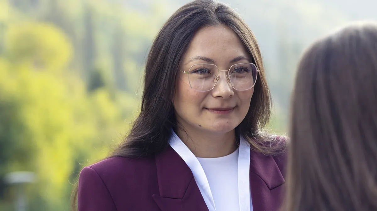 Адина Магавина Адина Магавина