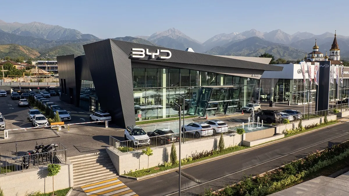 Флагманский дилерский центр BYD в Алматы Флагманский дилерский центр BYD в Алматы
