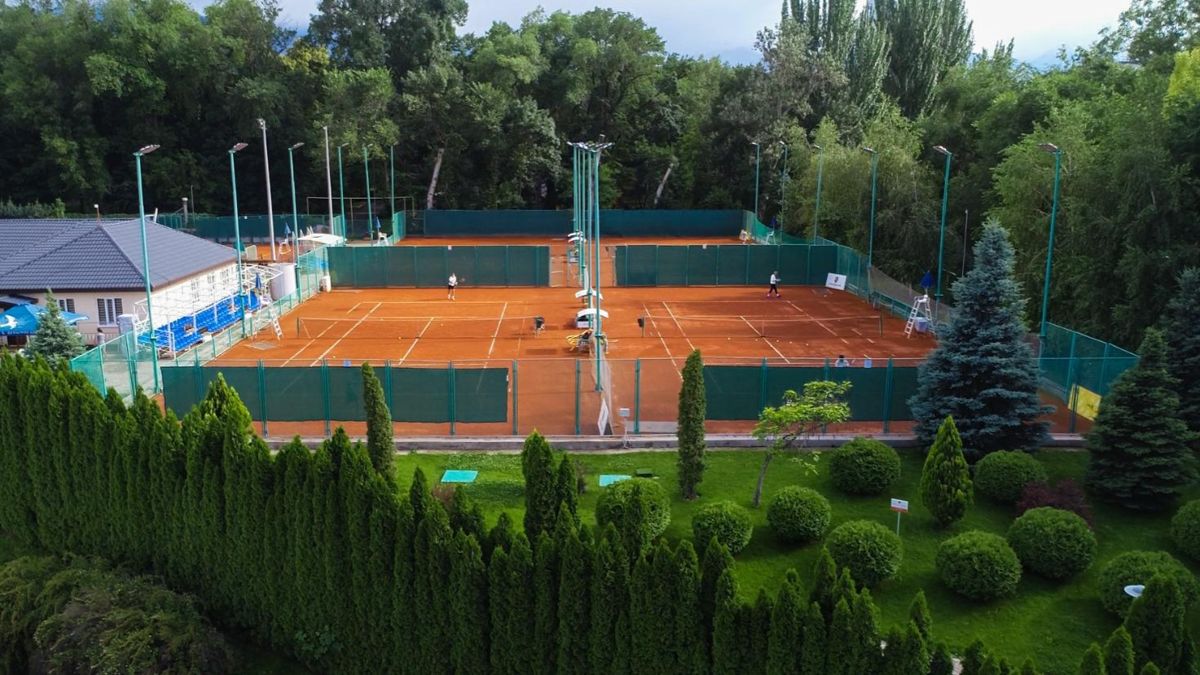 Gorky Tennis Park