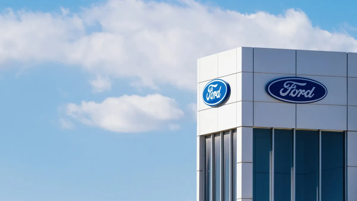 Форд, автомобили Форд, завод автомобилей, автопроизводитель, Ford