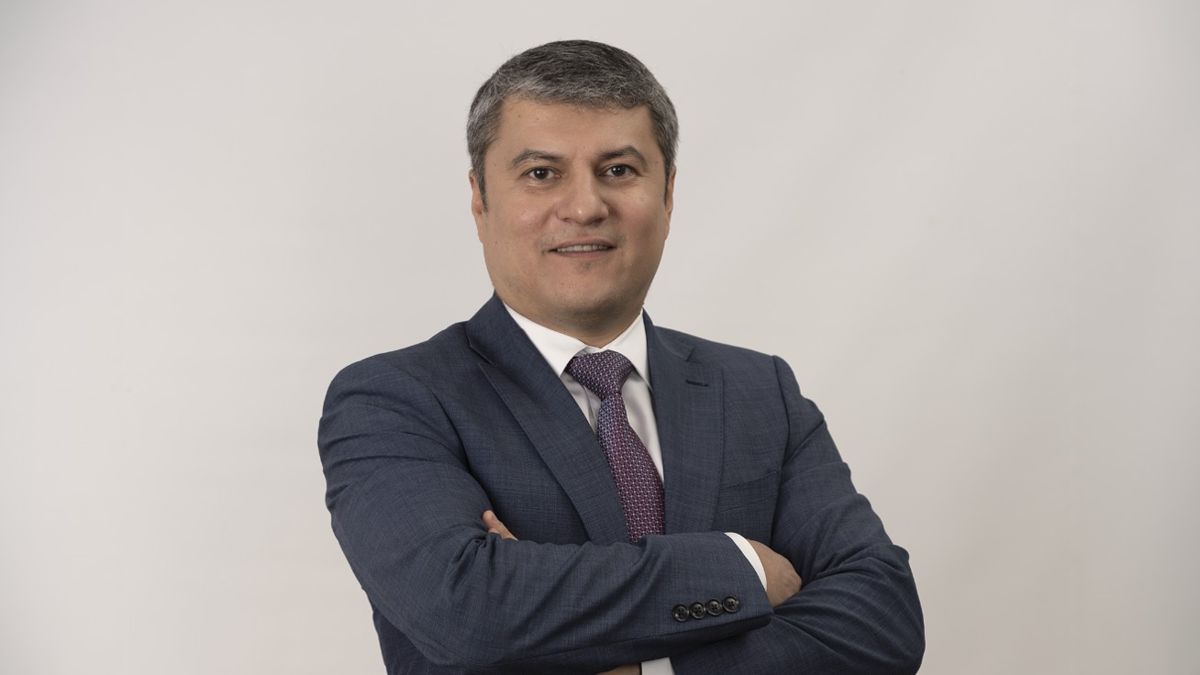 Фархад Охонов