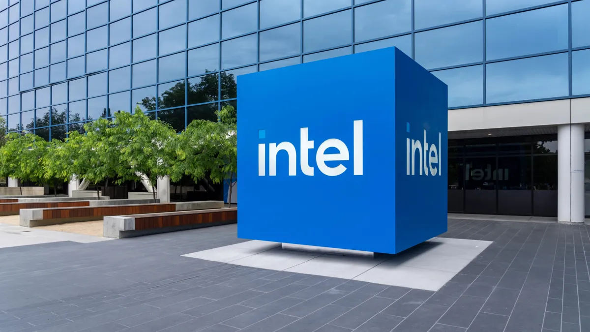 Штаб-квартира Intel в Силиконовой долине, Санта-Клара, Калифорния, США Штаб-квартира Intel в Силиконовой долине, Санта-Клара, Калифорния, США