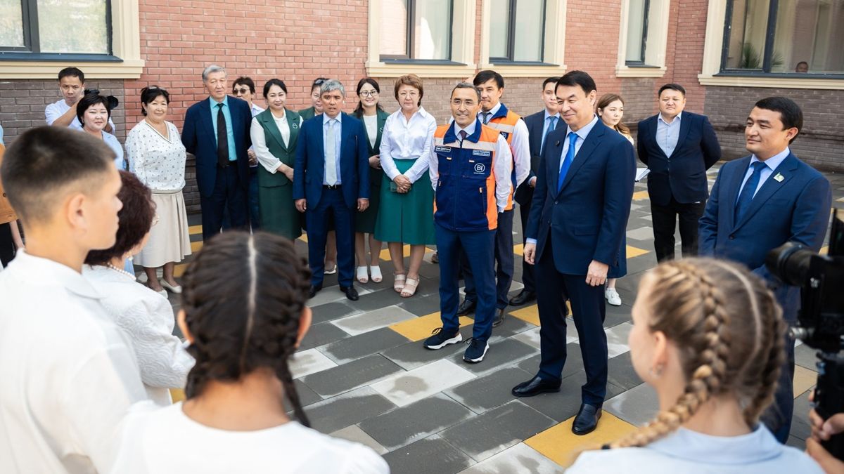 BI Group, Айдын Рахимбаев, Дархан Сатыбалды