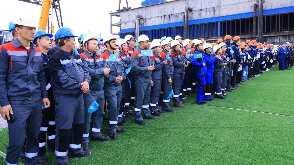 Коллектив карагандинской ТЭЦ-3 Коллектив карагандинской ТЭЦ-3