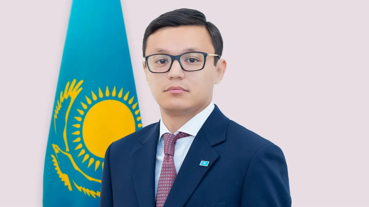 Алишер Мукажан Алишер Мукажан, глава Комитета информации МКИ