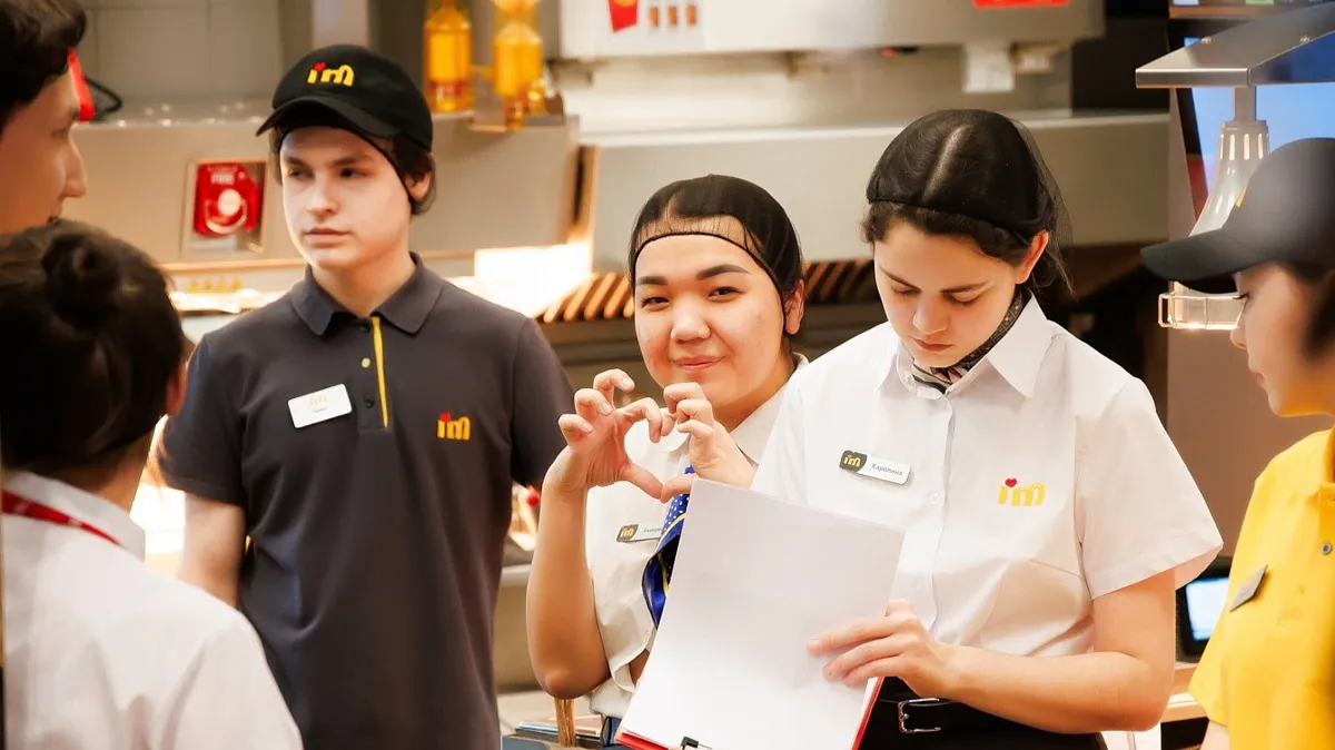 Сотрудники I’M Restaurants Казахстан Коллектив I’M Restaurants Казахстан