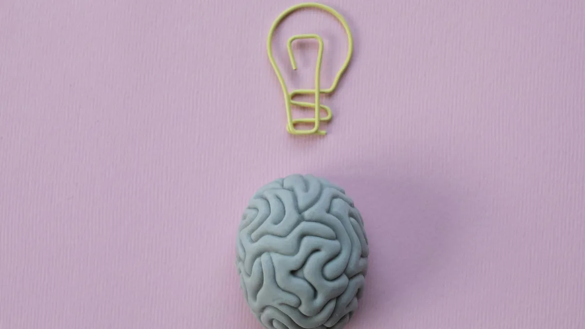 Мозг, лампочка, идея, IQ