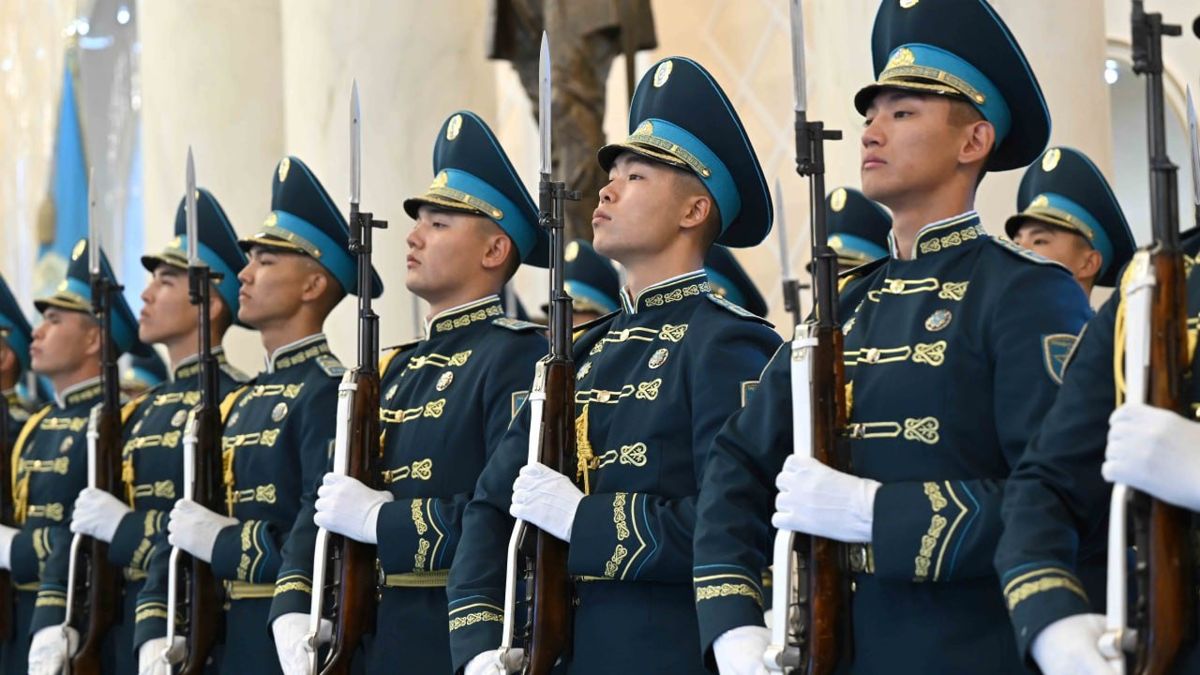 Почетный караул в Акорде