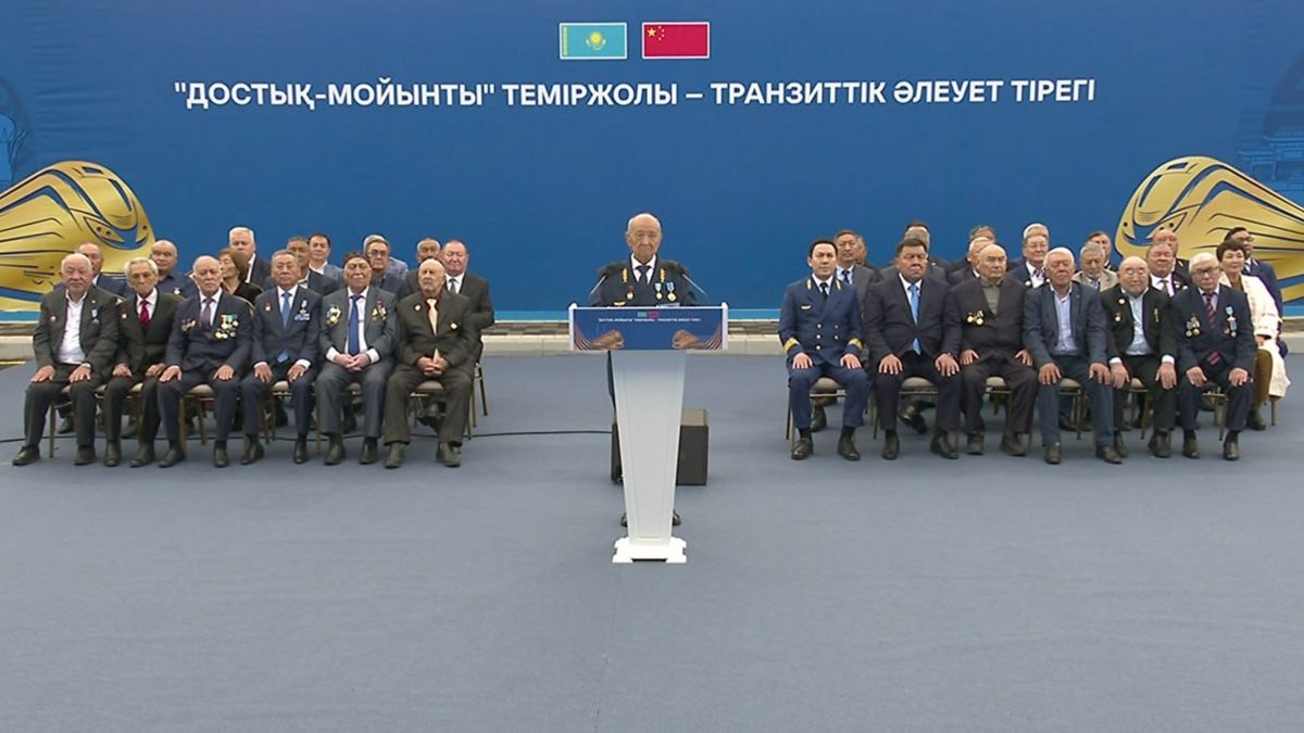 Ветераны-железнодорожники
