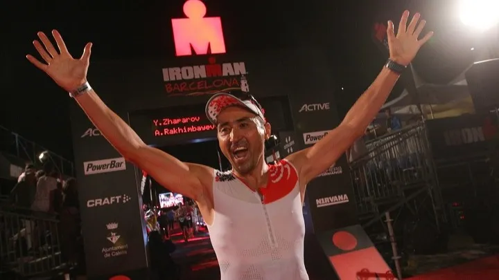 Айдын Рахимбаев после прохождения триатлона Ironman Barcelona 2 октября 2016 года Айдын Рахимбаев после прохождения триатлона Ironman Barcelona 2 октября 2016 года