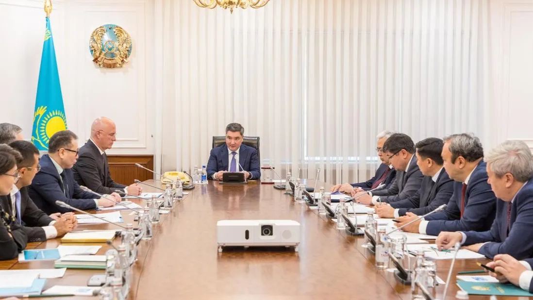 Олжас Бектенов на заседании правительтства