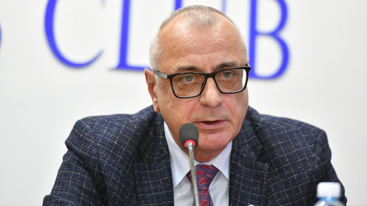 Алексей Нечеснюк Алексей Нечеснюк