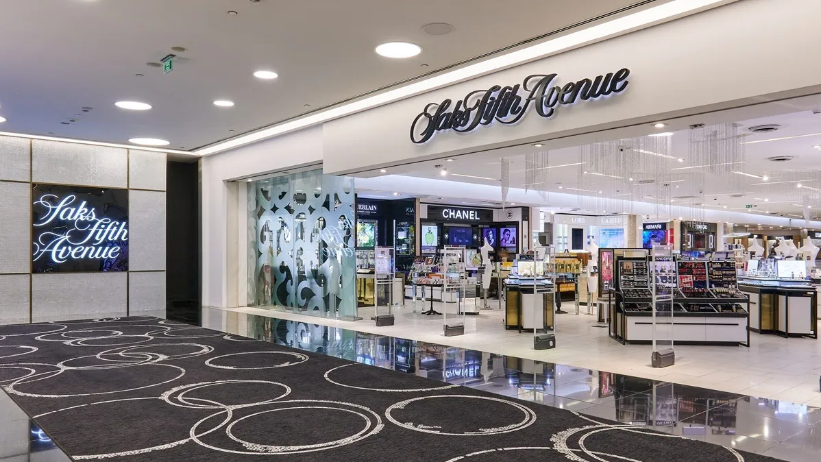 бутик Saks Fifth Avenue
