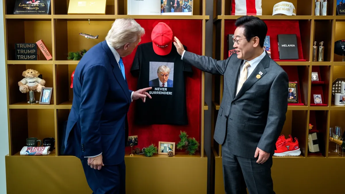 Президент США Дональд Трамп и президент Южной Кореи Ли Чжэ Мён