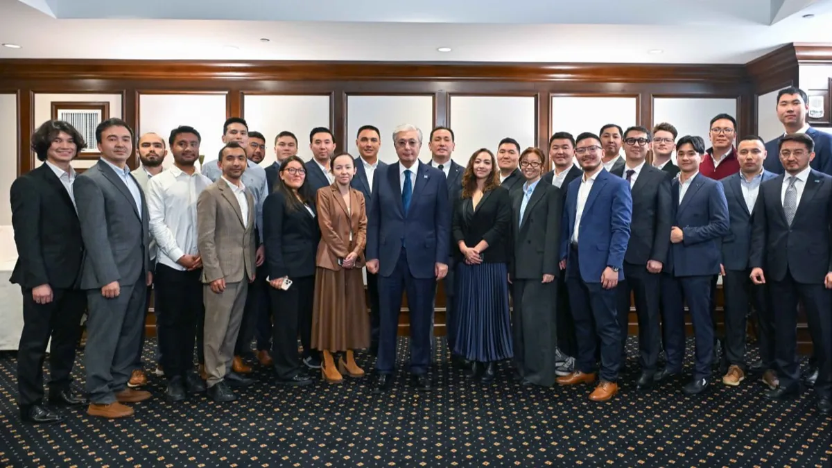 Токаеву представили стартапы казахстанцев в США