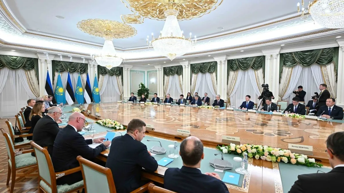 Касым-Жомарт Токаев и Алар Карис 