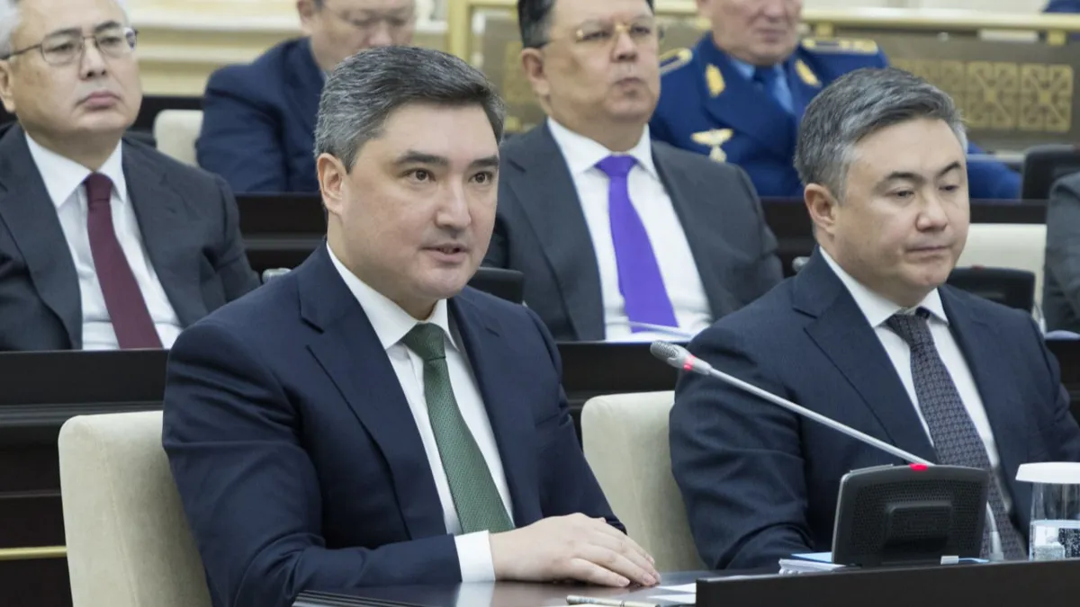 Олжас Бектенов