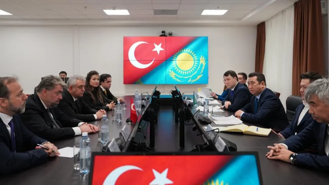 Айдарбек Сапаров на встрече с руководством Cengiz Holding 