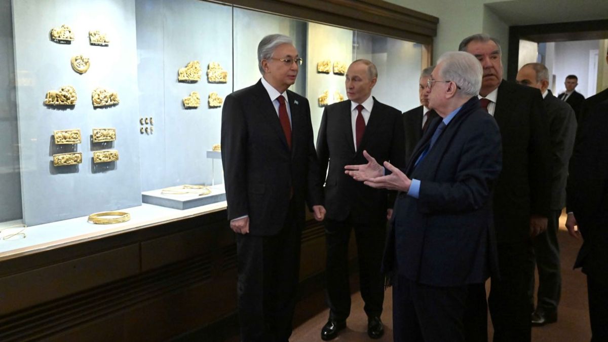 Президент РК Касым-Жомарт Токаев и лидеры стран СНГ в Эрмитаже