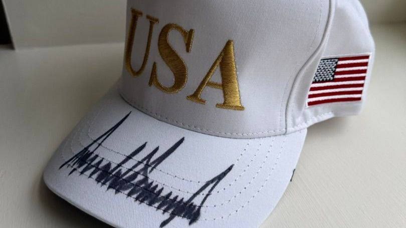 Бейсболка от Трампа
