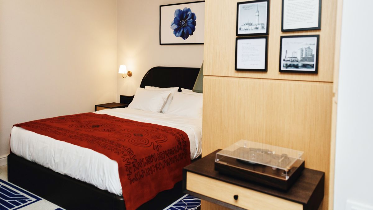 Один из номеров Pana Unique Semey